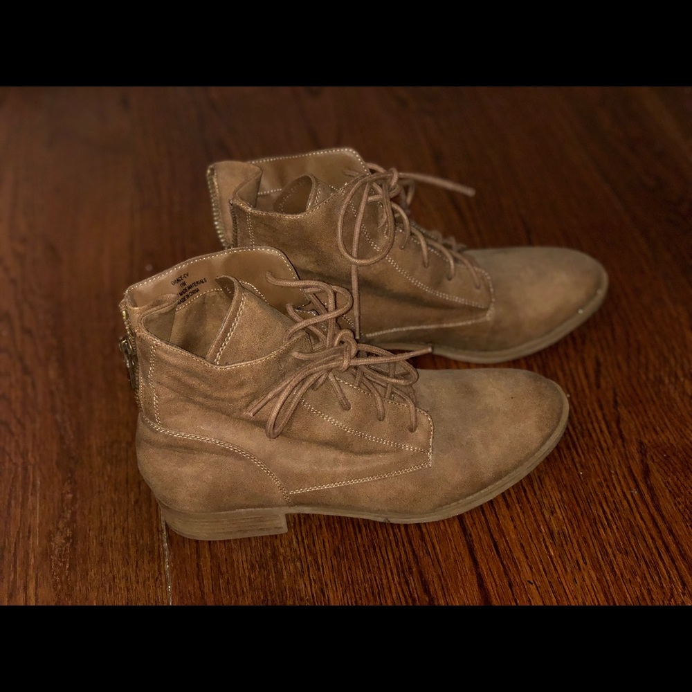 Crown Vintage Booties